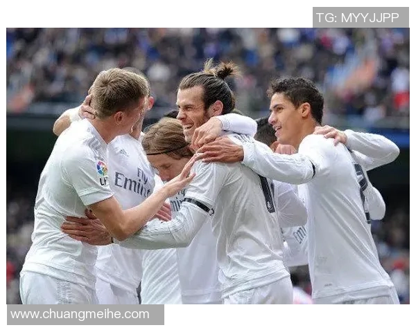 2015年马德里竞技与皇家马德里巅峰对决的激情与荣耀回顾